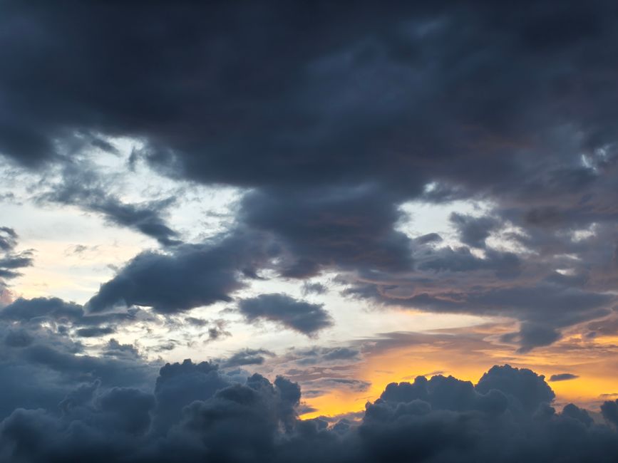 Nature Stunning Sunset Sky In Silchar, India With Dramatic Dark Clouds And Vibrant Colors. HD Wallpaper #3820